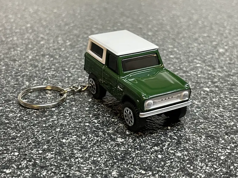 1966 Bronco 4X4 Green Keychain Diecast Car Hot Wheels Matchbox 1