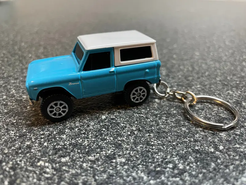 1966 Ford Bronco 4X4 Keychain Hot Wheels Matchbox 1