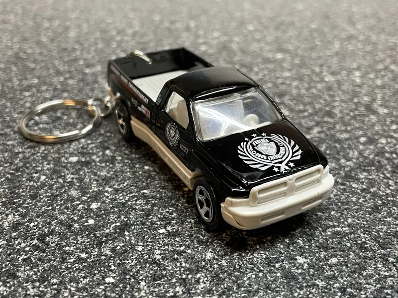1996 Dodge Ram 1500 Truck Keychain Diecast Car Matchbox Hot Wheels 1