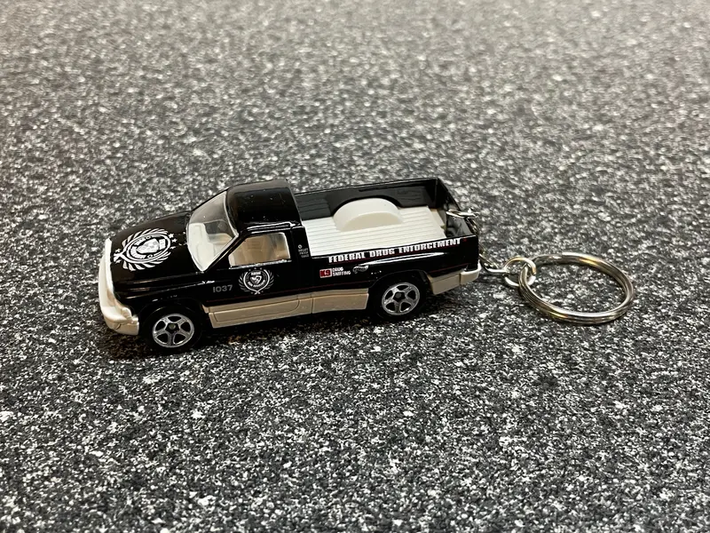 1996 Dodge Ram 1500 Truck Keychain Diecast Car Matchbox Hot Wheels 2