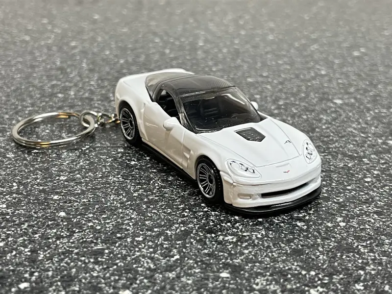 2008 Corvette Zr1 C6 White Keychain Diecast Car Hot Wheels Matchbox 1