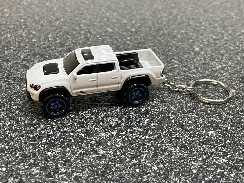 2020 Toyota Tacoma Taco Keychain Diecast Car Hot Wheels Matchbox 2