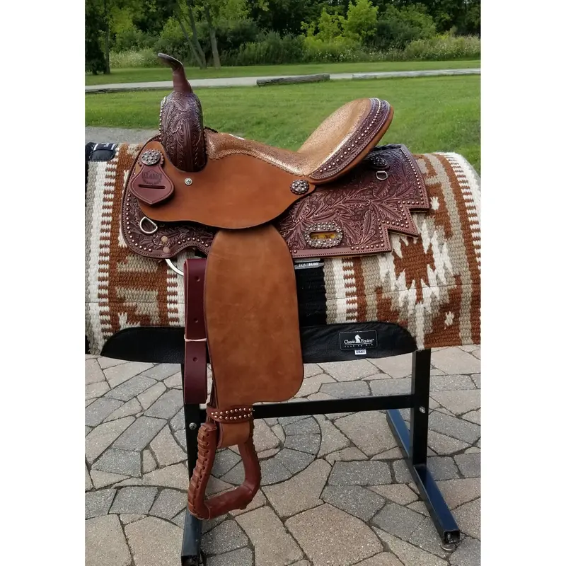 Alamo 14" Diamond Cut Skirt Barrel Saddle 1