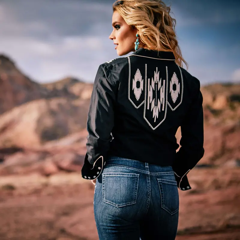 Ariat Women's Black Retro Snap Chimayo Shirt 1