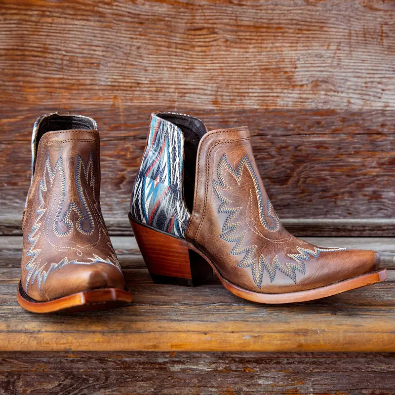 Ariat Women's Fiery Tan Chimayo Dixon 1