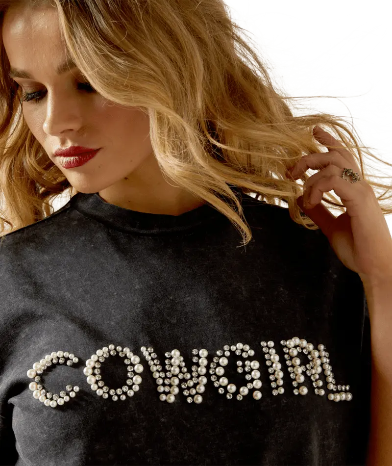 Ariat Women's Washed Black Pearl Tee 4