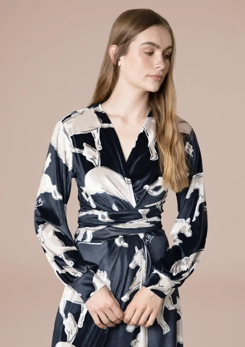Artemis Velvet Midi Dress | Volt Print | Noir 1