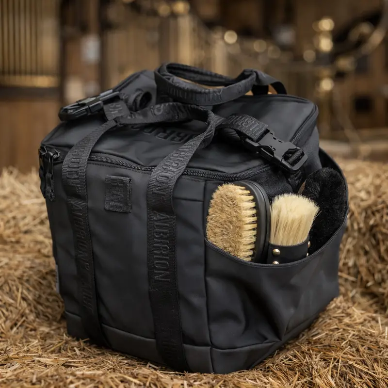 Aubrion React Large Grooming Kit Bag 1