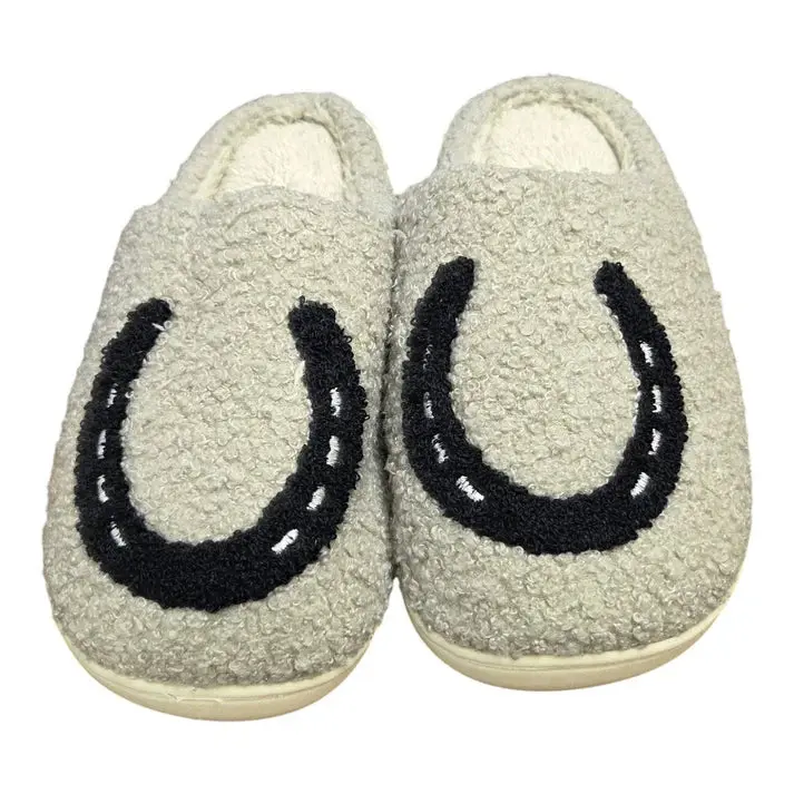 Awst Int'l Cozy Horseshoe Slippers 2