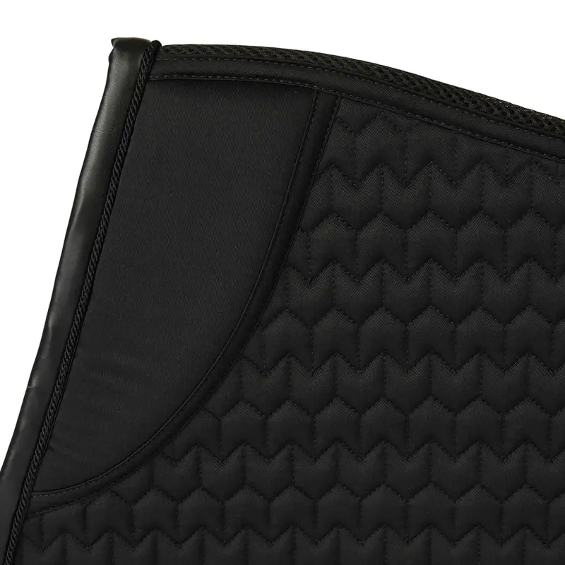 B Vertigo Fusion Jump Saddle Pad 1