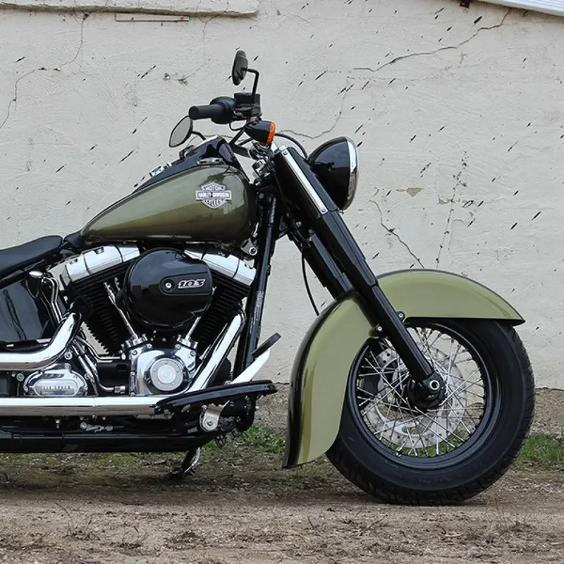 Benchmark Front Fender For Harley-Davidson® 2005-2017 Softail Deluxe And Slim 1