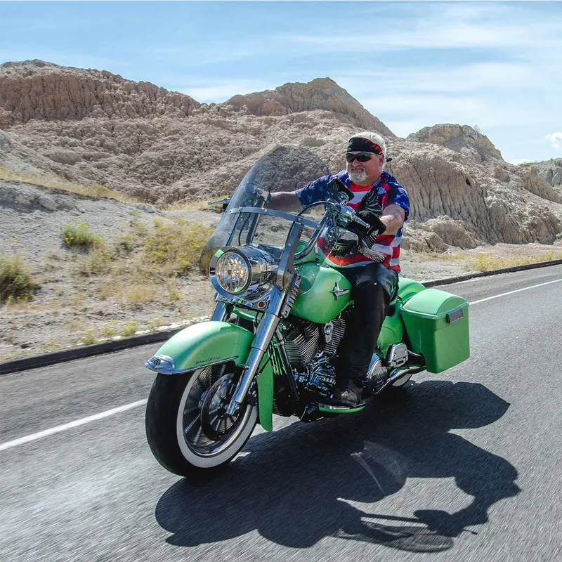 Billboard Flare® Windshield For Harley-Davidson® 7