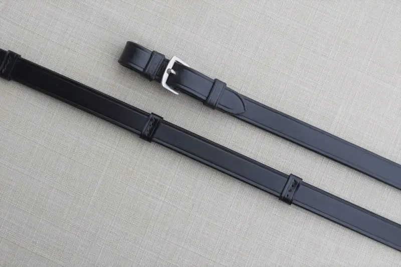 Black Oak 3/4" Dressage Reins 1