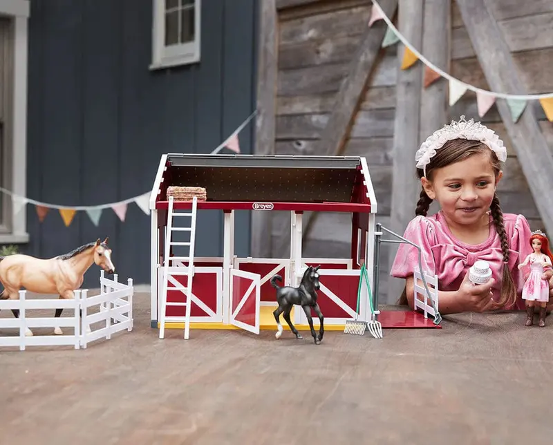 Breyer Birthday At The Barn 3