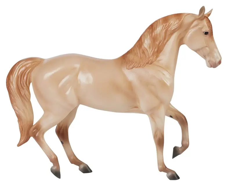 Breyer Champagne Quarter Horse Cross 1