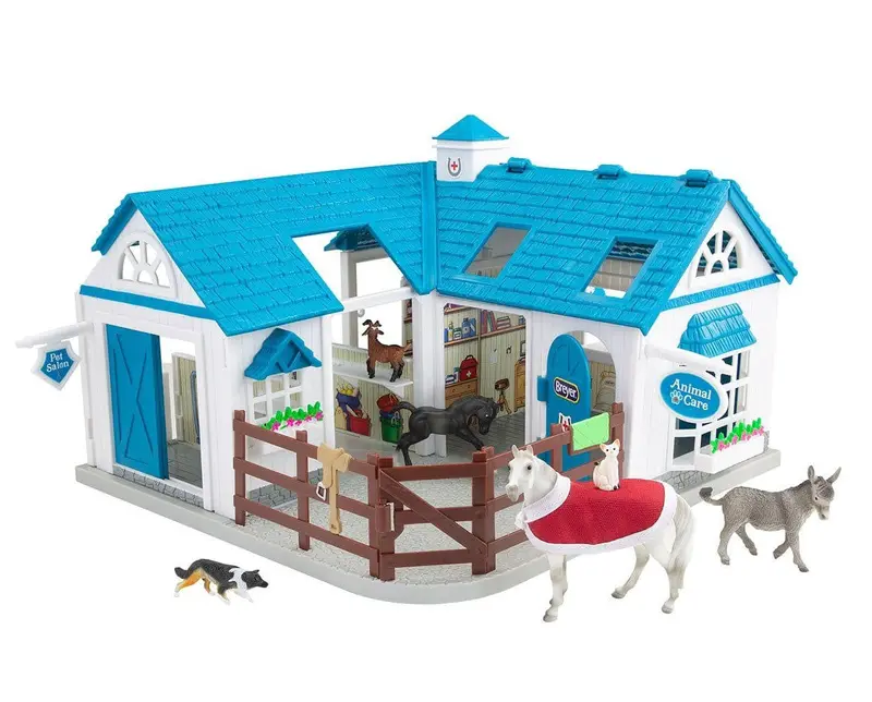 Breyer Deluxe Animal Hospital 1