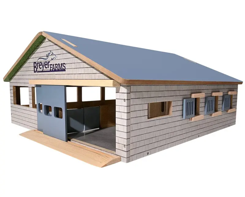 Breyer Deluxe Arena Stable 1