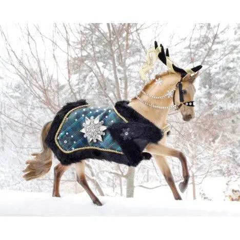 Breyer Horse Highlander 2023 Holiday Horse 1