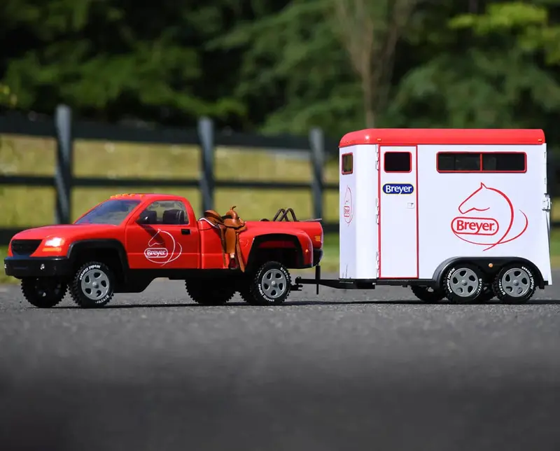 Breyer Traditional Series Two-Horse Trailer 2