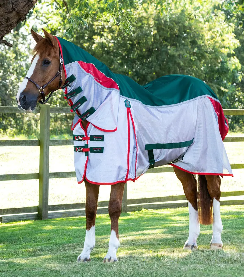 Buster Stay-Dry Super Lite Fly Rug With Surcingles Green 1