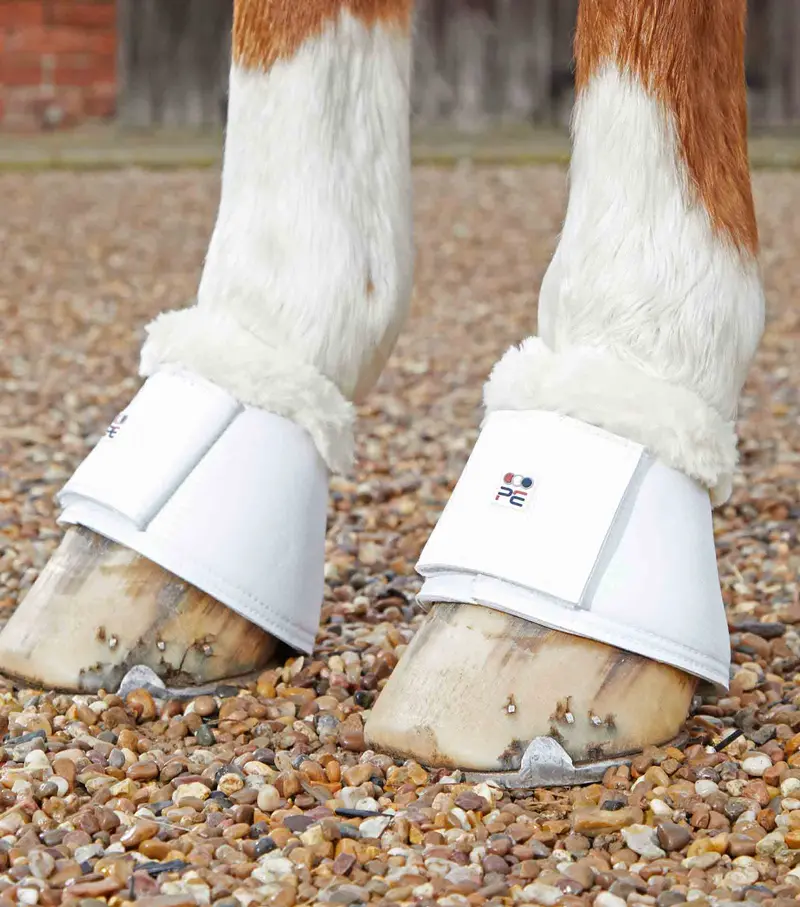 Carbon Tech Techno Wool Over Reach Boots White 1