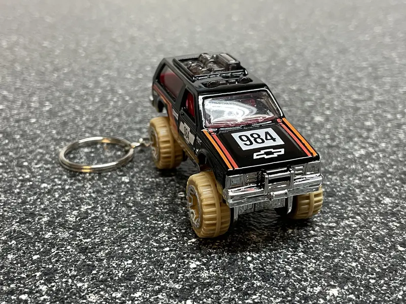 Chevy S10 Blazer 4X4 Offroad Prerunner Keychain Hot Wheels Matchbox 1