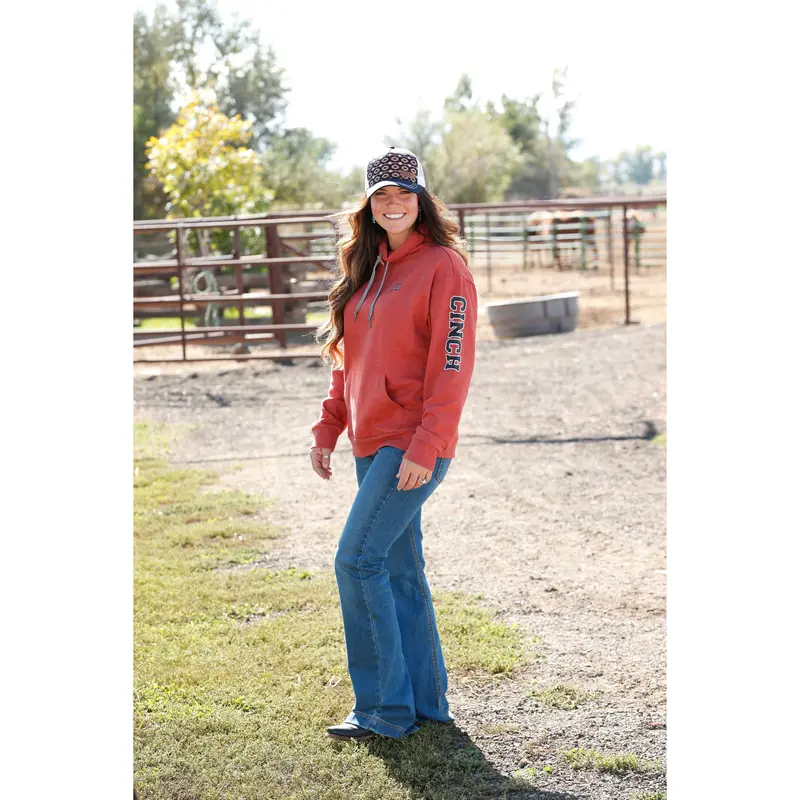 Cinch Women's Heather Red French Terry Pullover 1