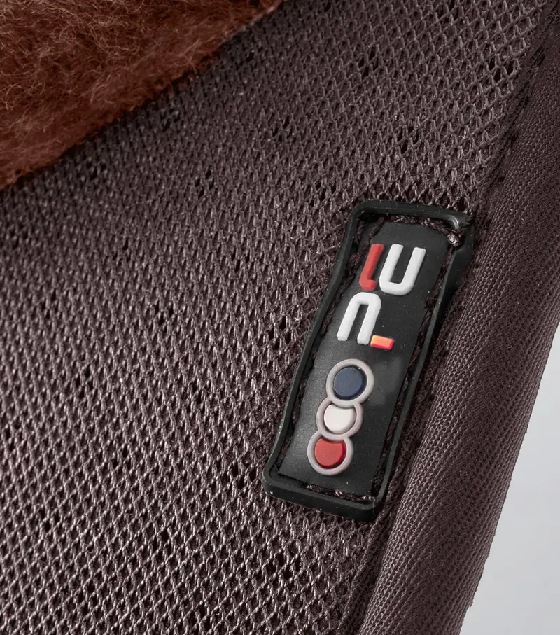 Close Contact Airtechnology Shockproof Wool Saddle Pad - Dressage Square Brown/Brown Wool 2
