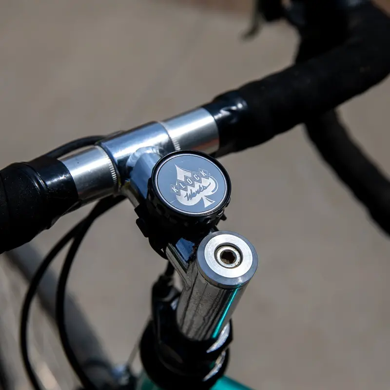 Convert™ (Garmin® Phone Mount To Iomounts®) 1