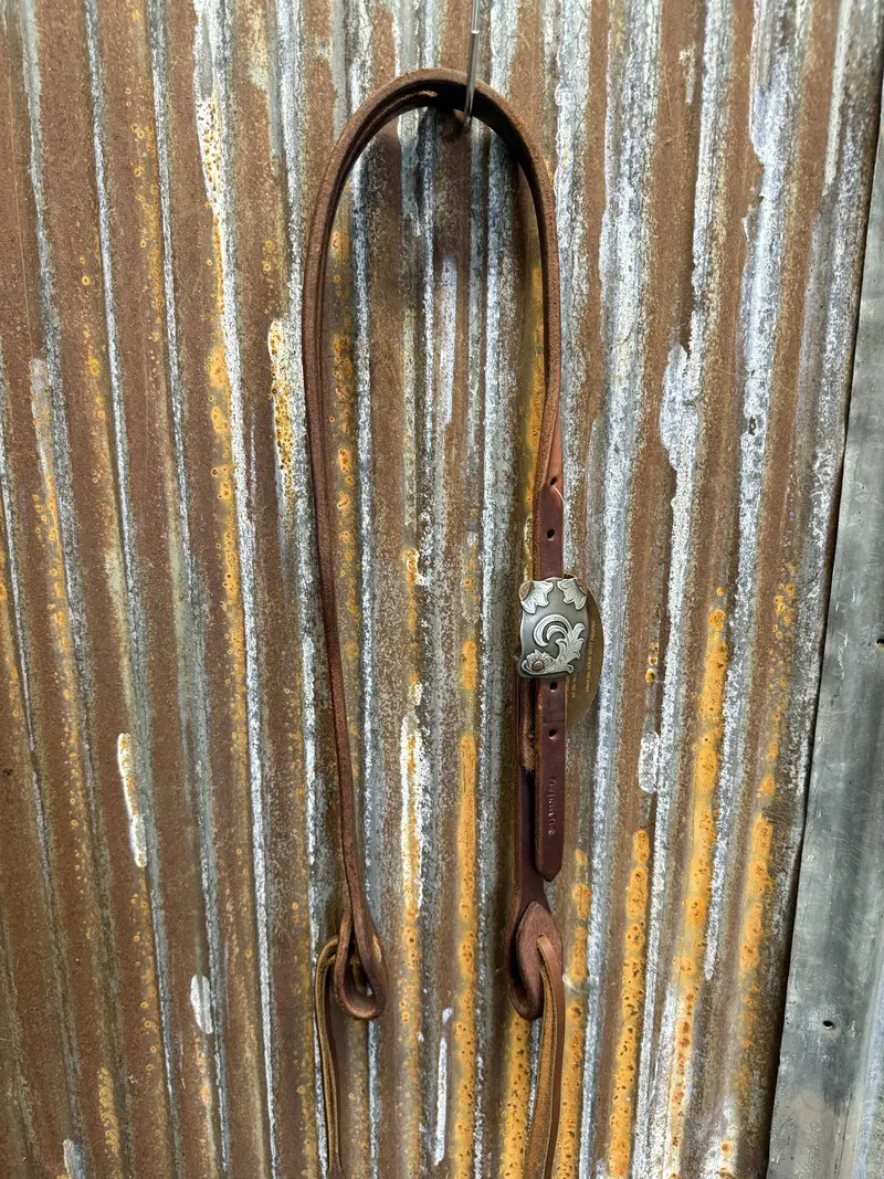 Cowperson Tack 5/8 Inch Slit Ear Headstall-Hook And Loop Floral Buckle 1