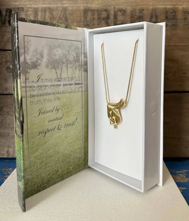 English Saddle Necklace 1