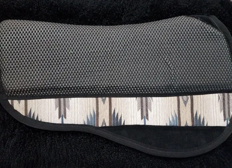 Equi-Tech Pro Series Contoured Pad - Round 4
