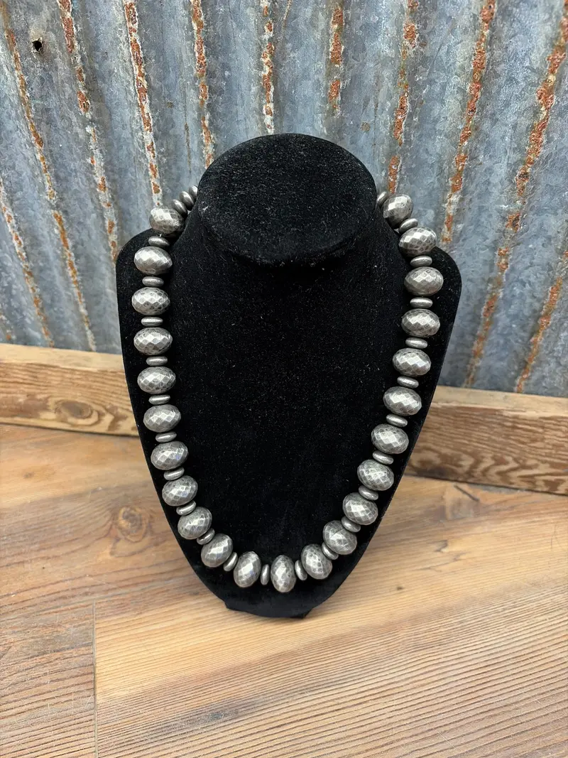 Faux Large Hammered Bead Necklace 1