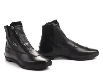 Freejump Liberty Plus Paddock. Boot 1
