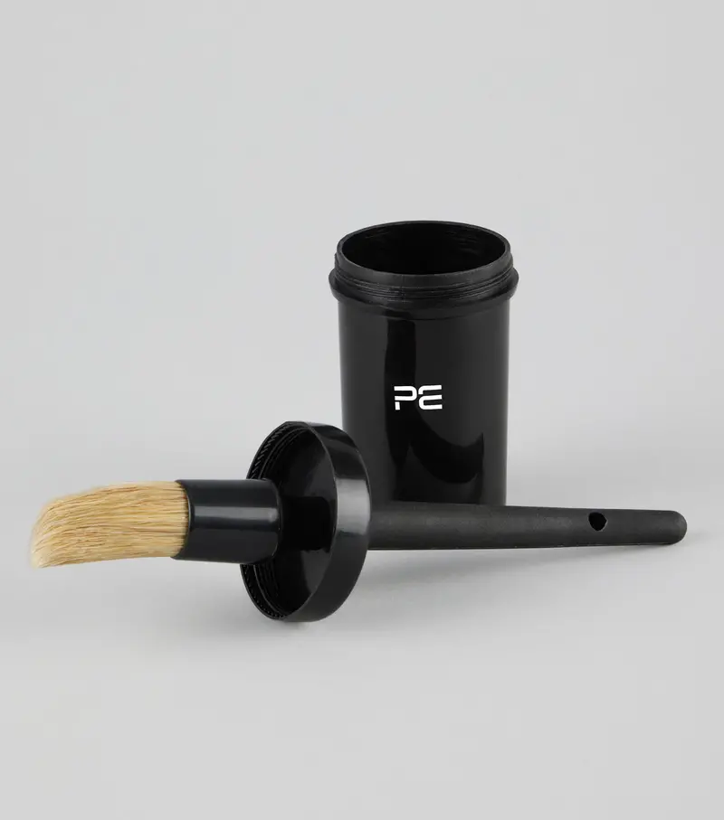 Hoof Oil Brush With Bottle Black 1