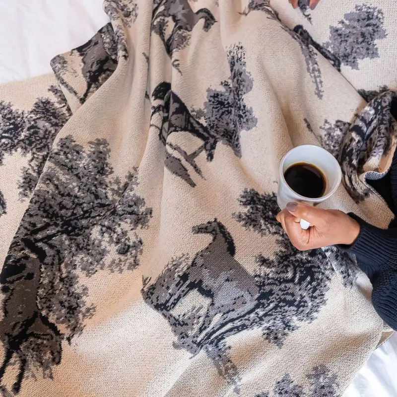 In2green - Cotton Sustainable Knit Throw Blanket - Equestrian Toile 1