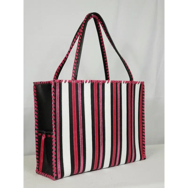 Kurtmen Barbie Stripe Wide Box Tote 1