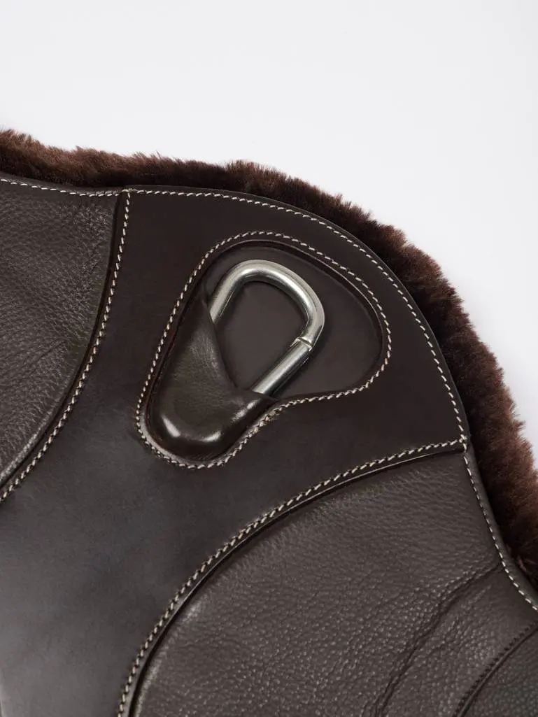 Lemieux Arika Simuwool Contoured Long Stud Girth 4