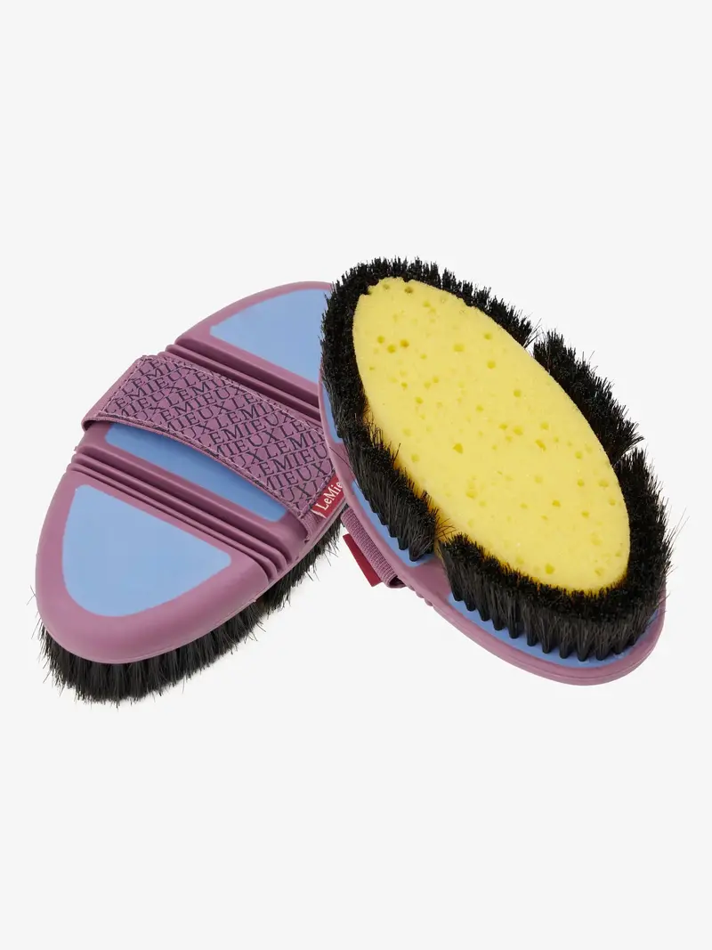 Lemieux Flexi Sponge Brush 1
