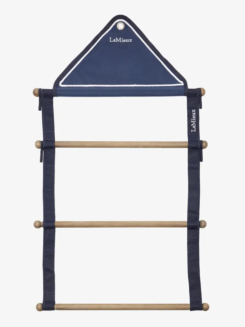 Lemieux Show Blanket Hanging Rack 1
