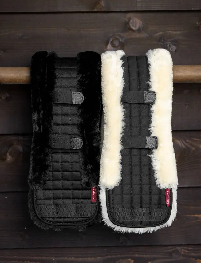 Lemieux Simuwool Dressage Girth Cover 1