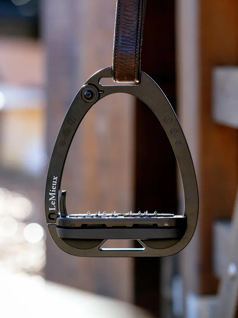Lemieux Vector Balance Stirrup 3