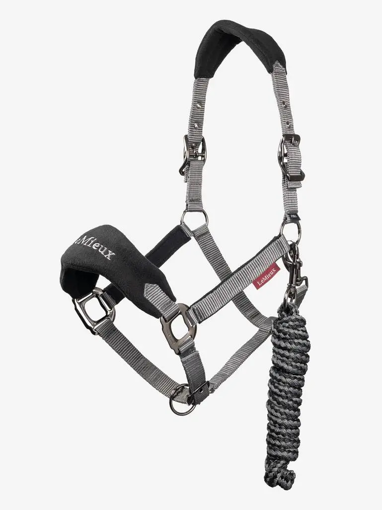 Lemieux Vogue Fleece Headcollar & Rope 7