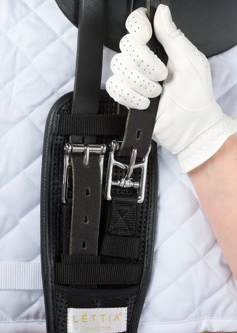 Lettia Clik Dressage Girth 2