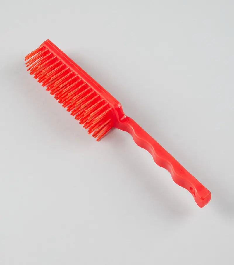 Mane & Tail Detangler Comb Red 1