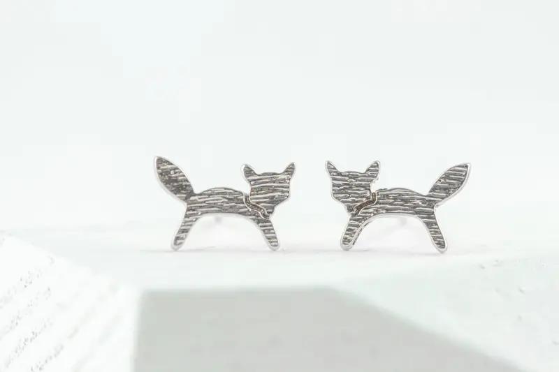 Mare Modern Goods - Foxy Studs Silver 1