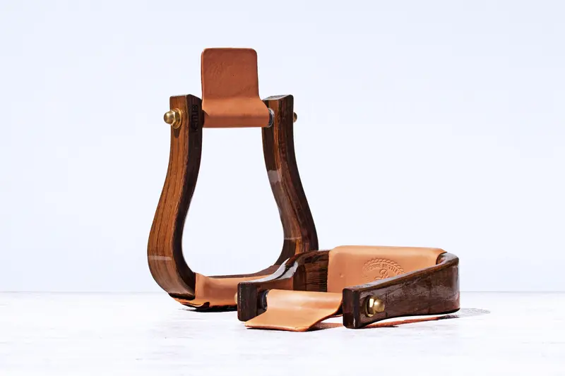 Nettles Flatbottom Stirrups 5