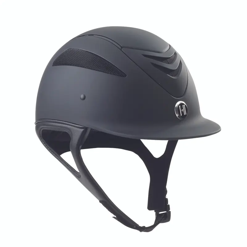 One K Defender Helmet 1