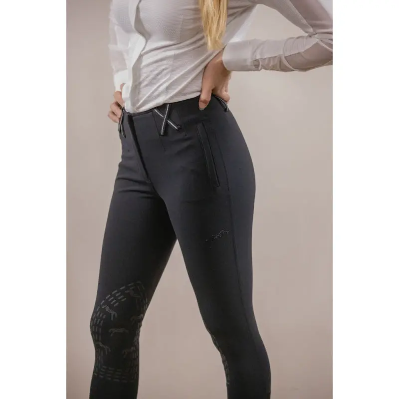 Pénélope Zuri Breech 1