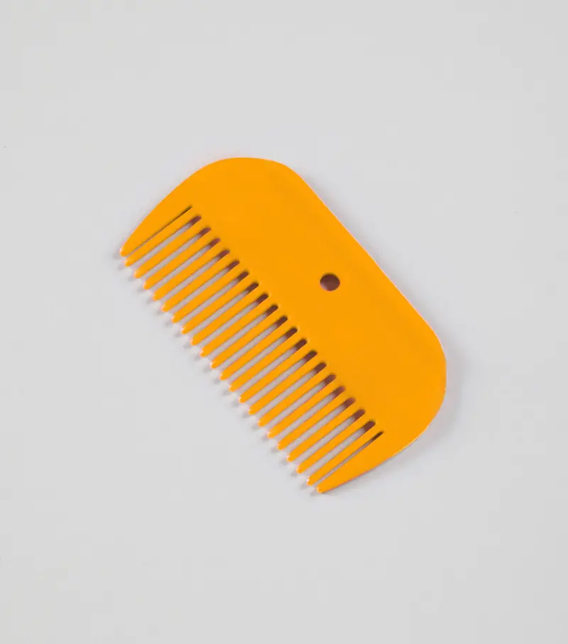 Plastic Mane Comb Amber 1